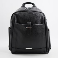 Жіночий рюкзак 1101 чорний з екошкіри стильний, практичний та зручний для повсякденного використання